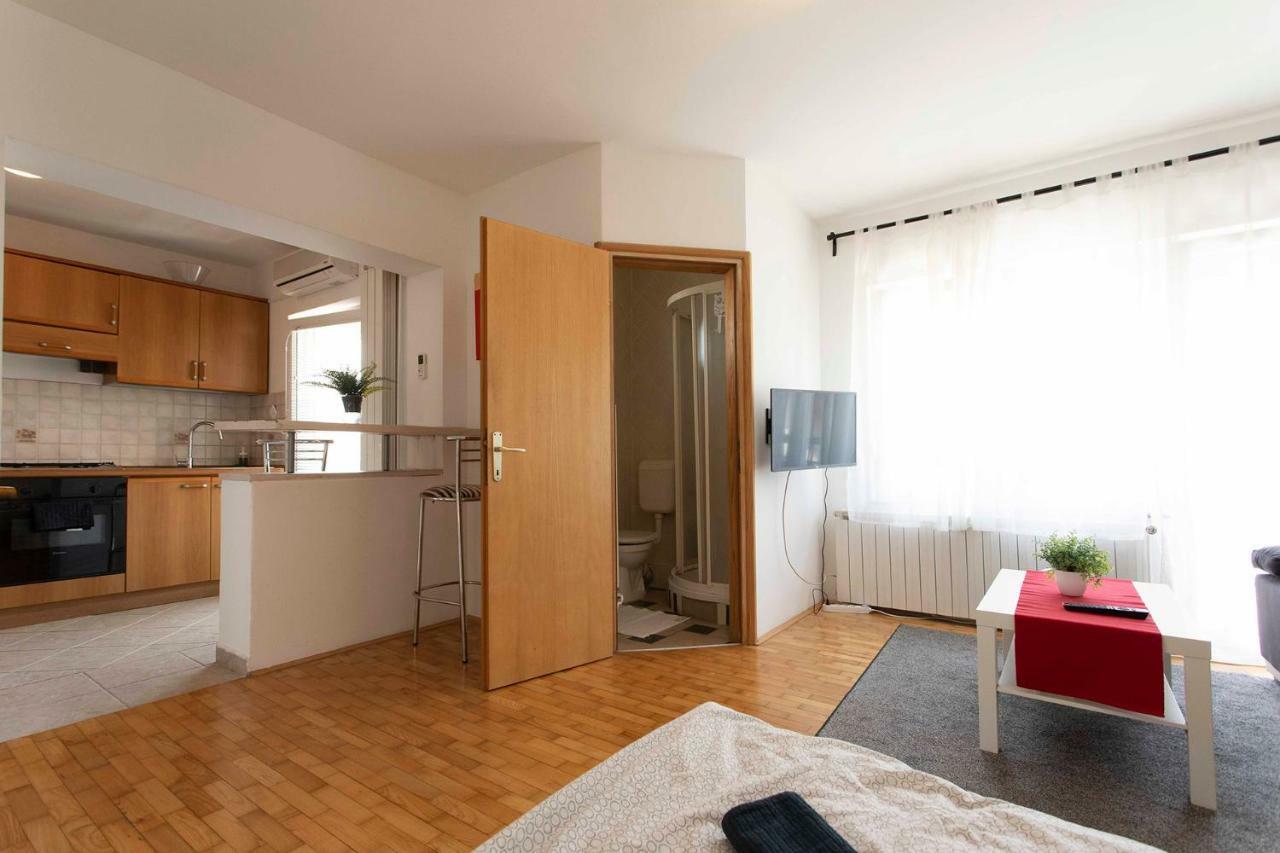 Studio Apartman Natali Zagreb Exterior photo